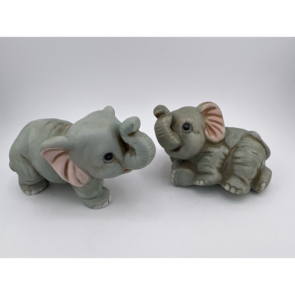 Vintage Elephant Pair Figurine Cute‎ Playful Adorable